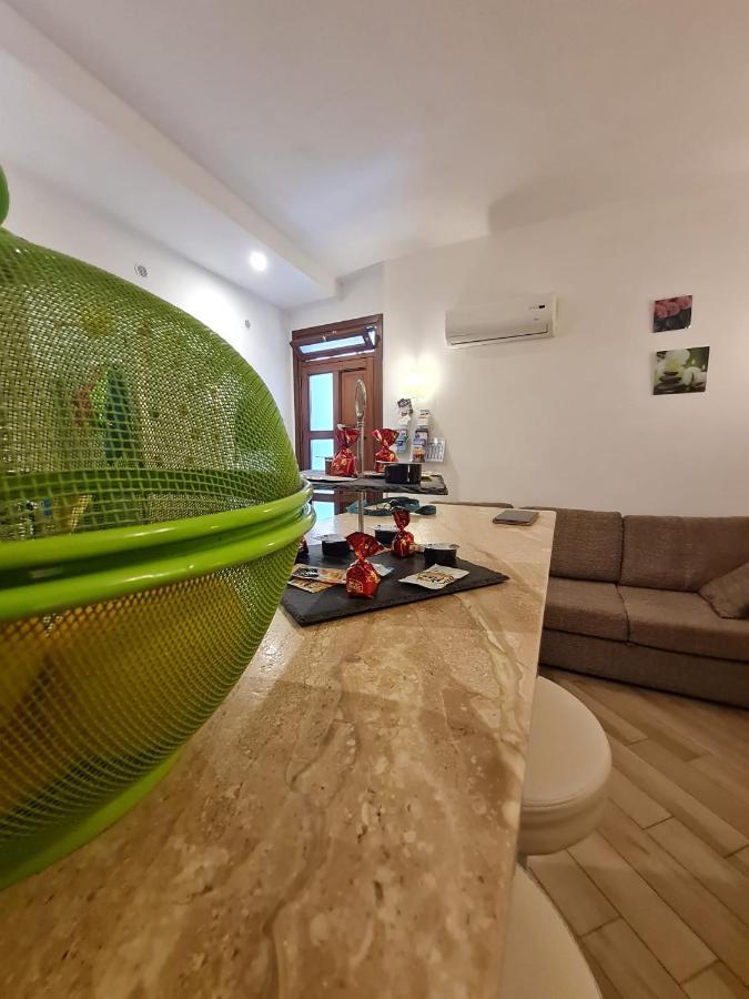 דירות טרפאני Ai Due Cortili מראה חיצוני תמונה